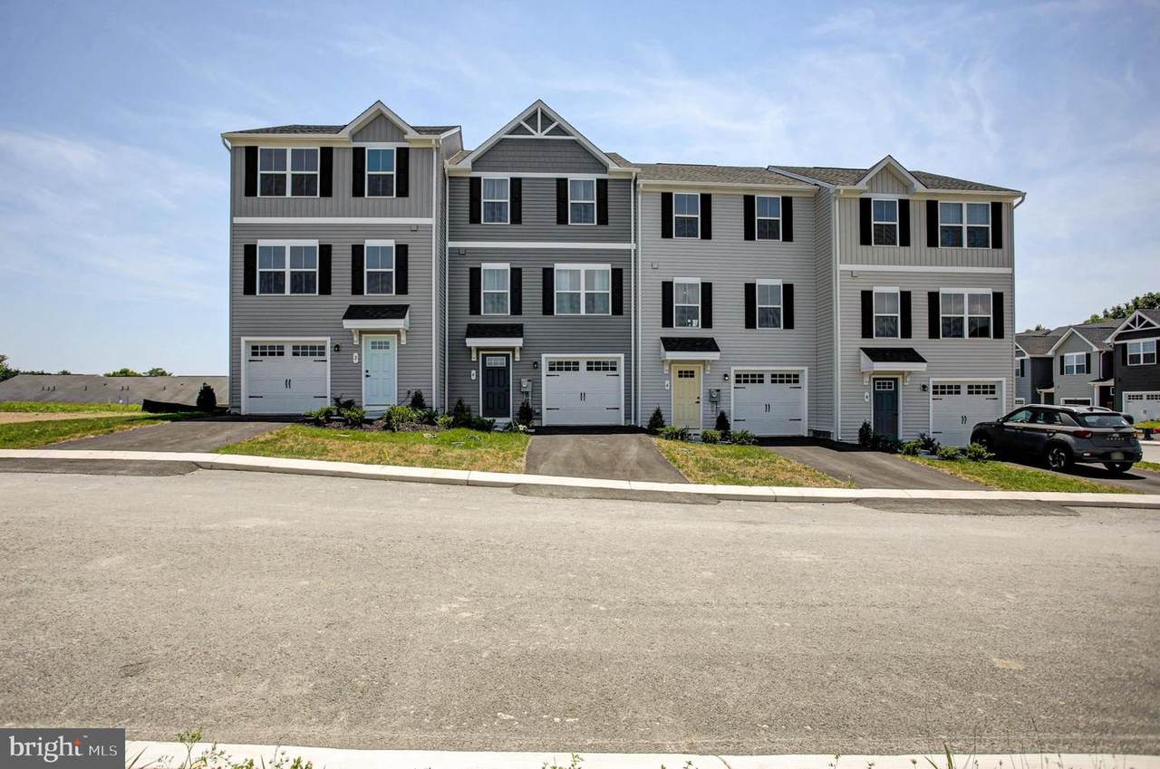 4 Margaret Way - Photo 1