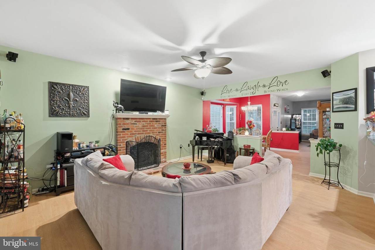 9409 Bridgewater Court - Photo 1