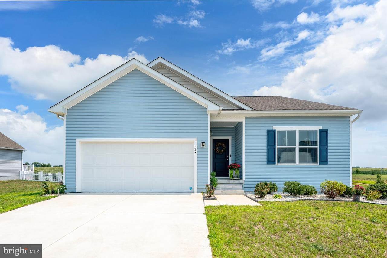 318 Pontoon Drive - Photo 1