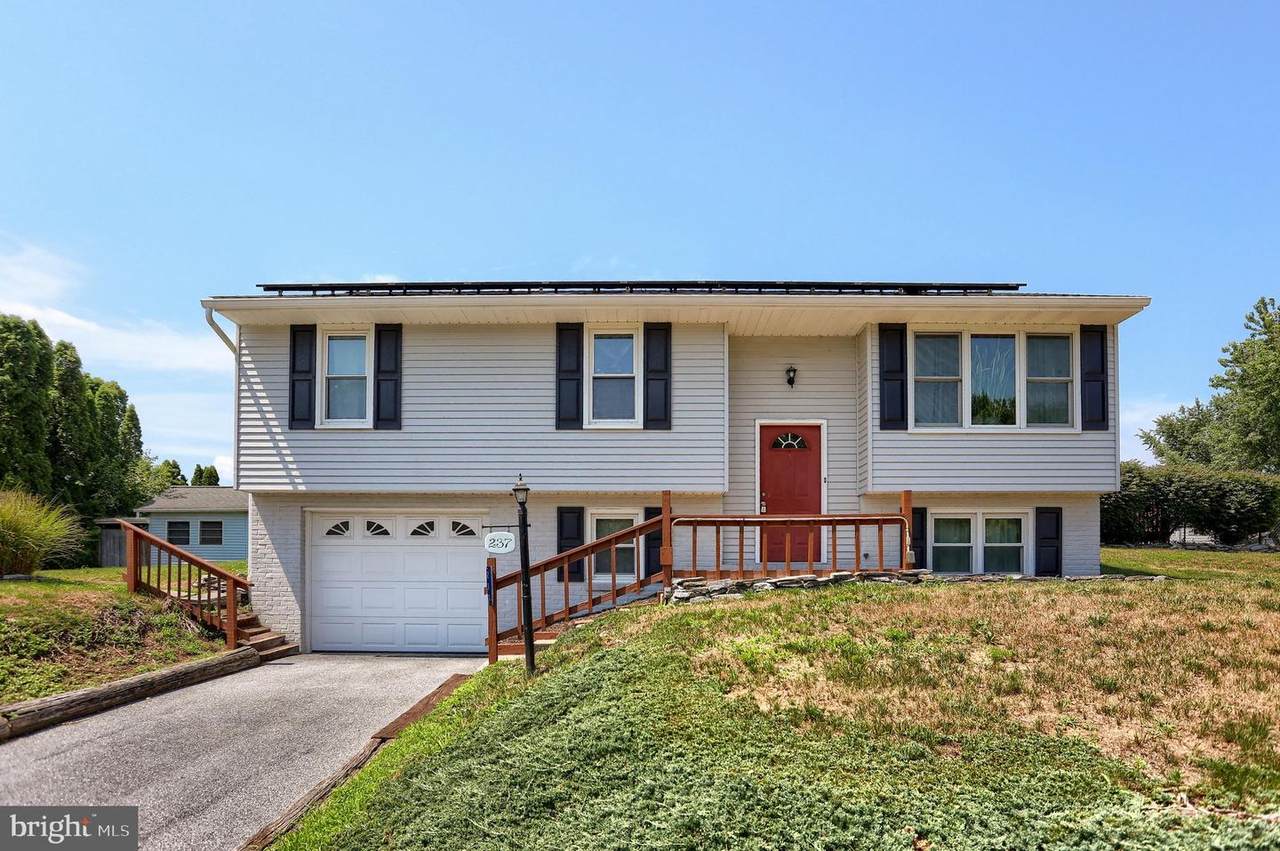 237 Buttonwood Drive - Photo 1