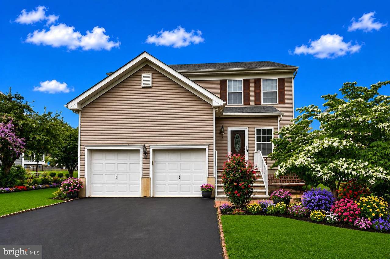 83 Fountayne Lane - Photo 1