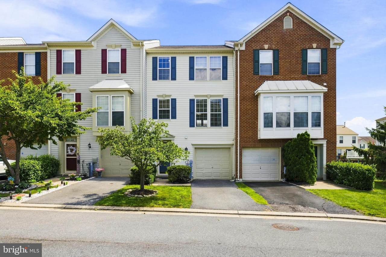 9739 Harvester Circle - Photo 1