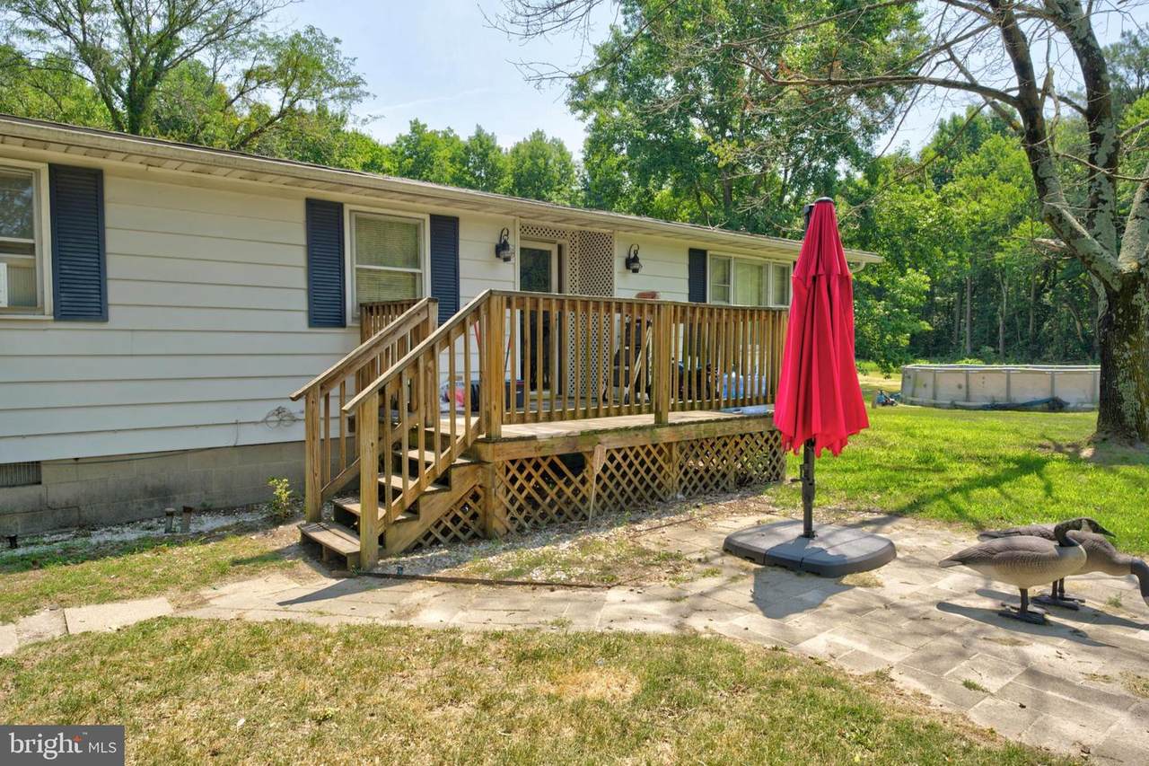 16897 Dupont Boulevard - Photo 1