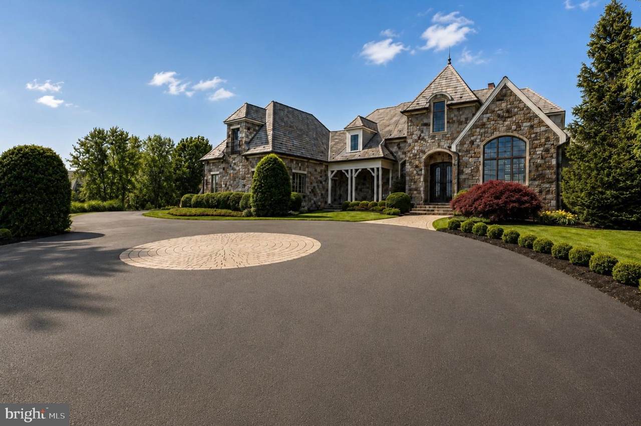 22786 Creighton Farms Drive - Photo 1