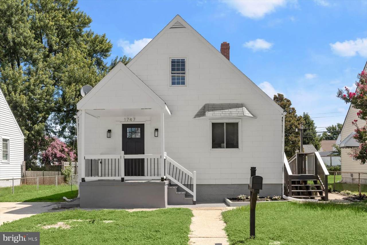 1747 Brookview Road - Photo 1