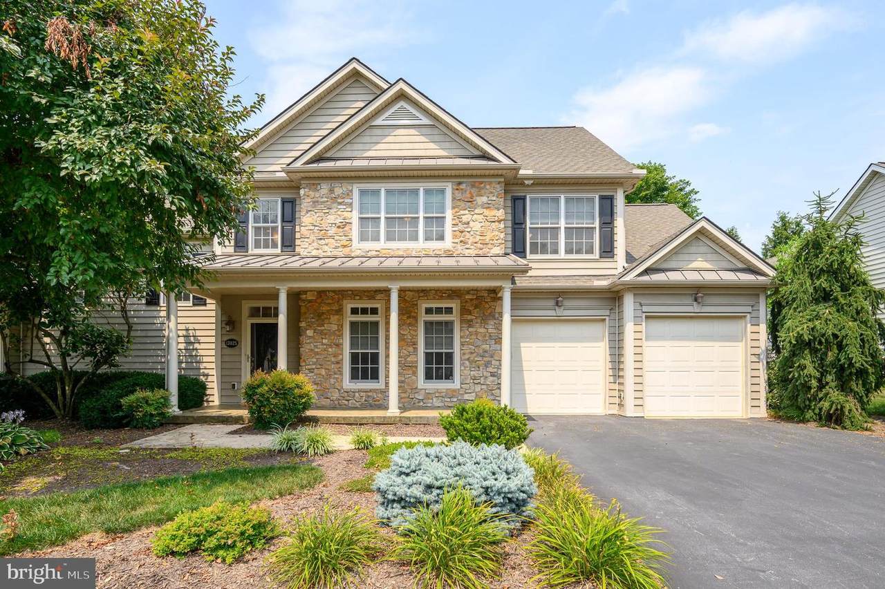 13025 Hawkins Circle - Photo 1