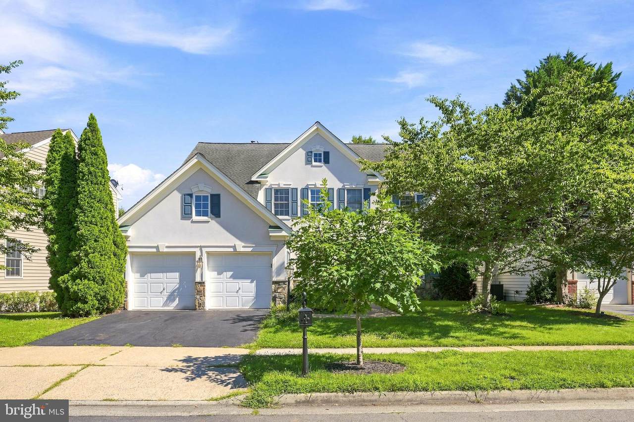 43725 Red House Drive - Photo 1