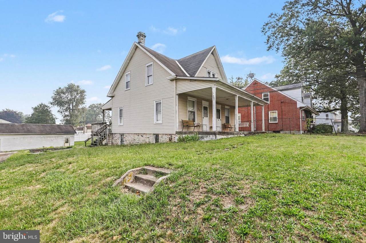 4001 Locust Lane - Photo 1