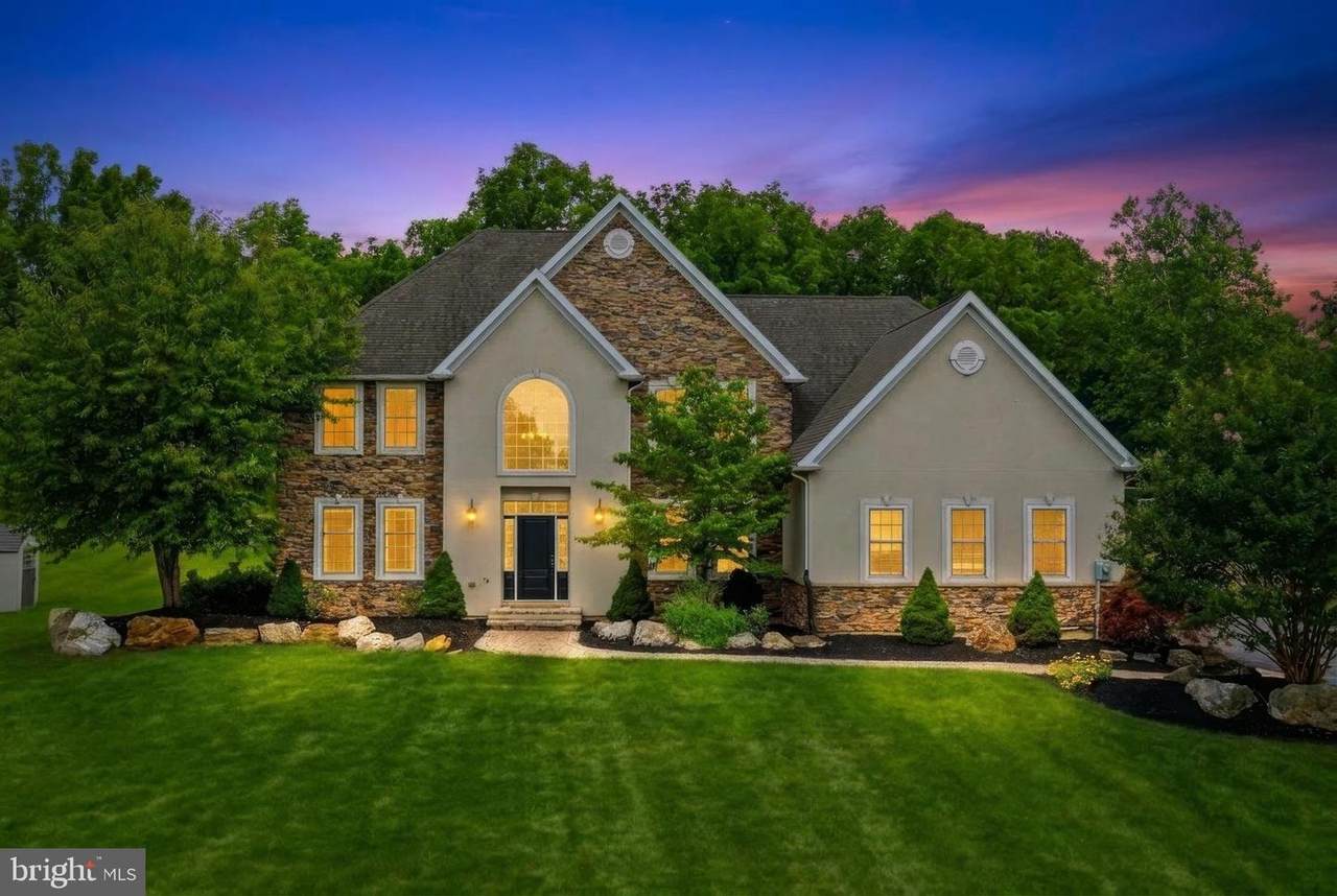 55 Island Court - Photo 1