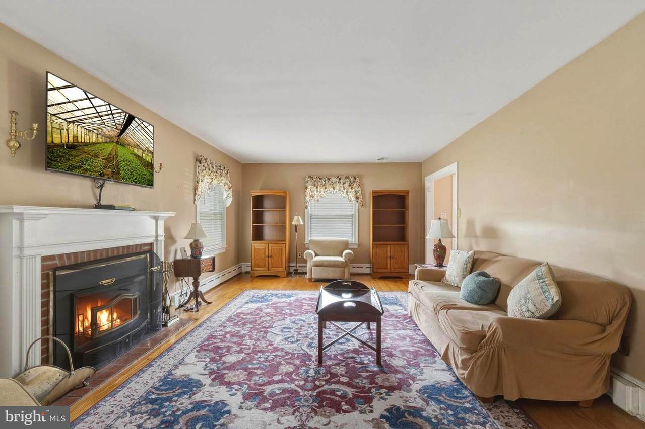42 Devon Road - Photo 1