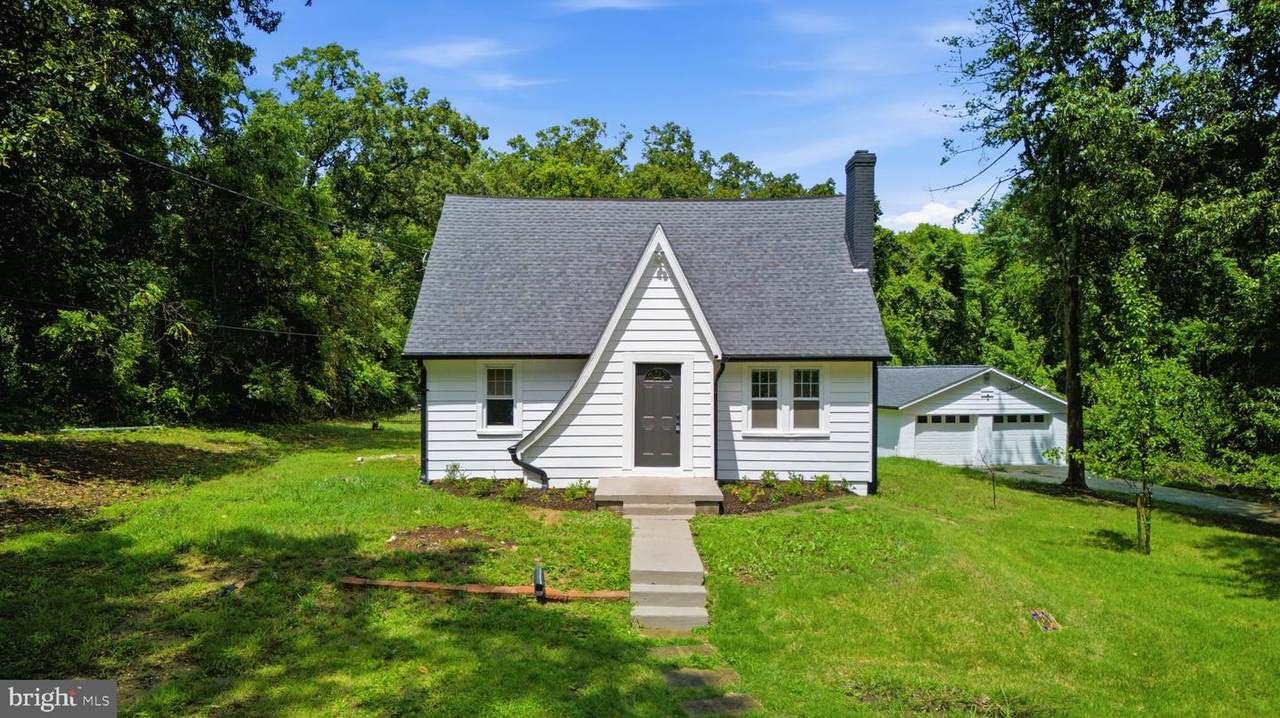 3412 Oaklawn Road - Photo 1