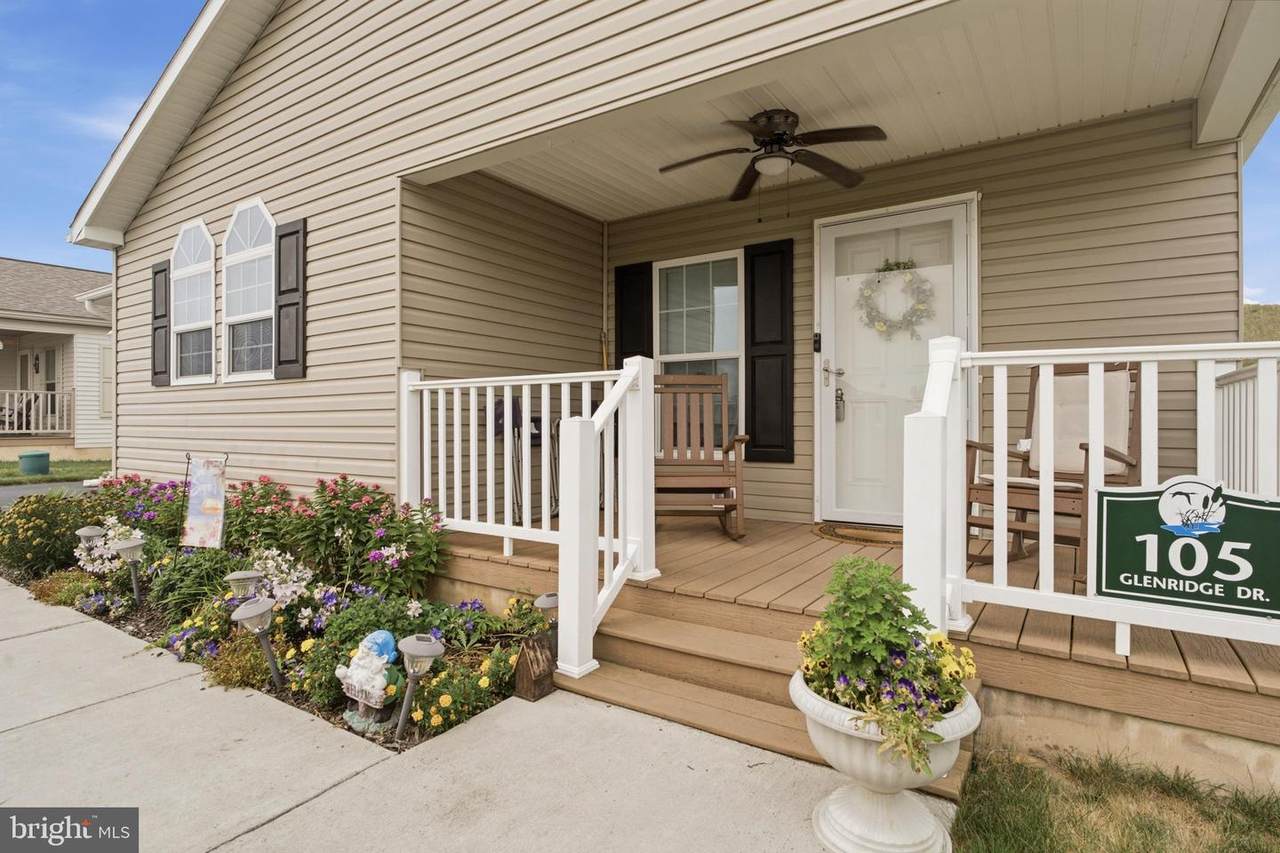 105 Glenridge Drive - Photo 1