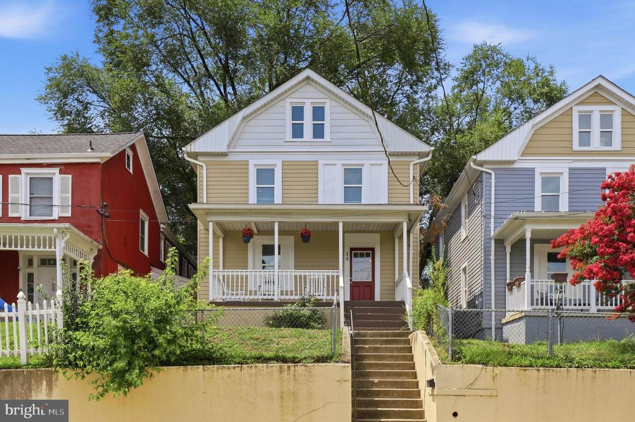 15 Maryland Avenue - Photo 1