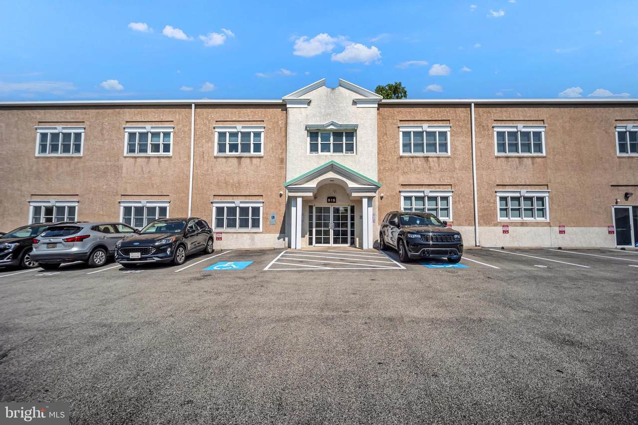815 Greenwood Avenue - Photo 1
