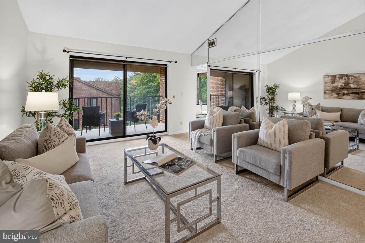 15311 Beaverbrook Court - Photo 1