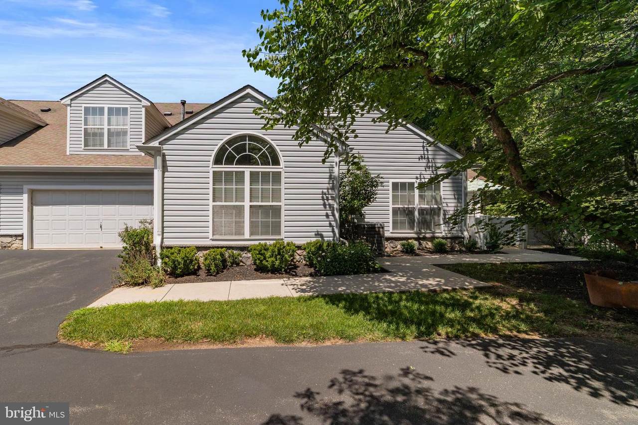 313 Federal Point Boulevard - Photo 1