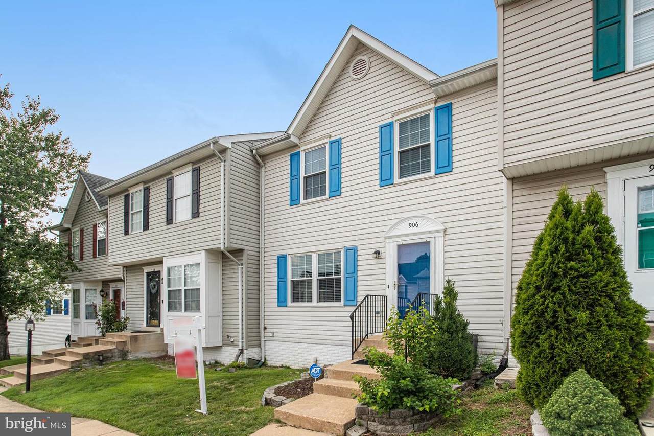 906 Kings Crest Drive - Photo 1