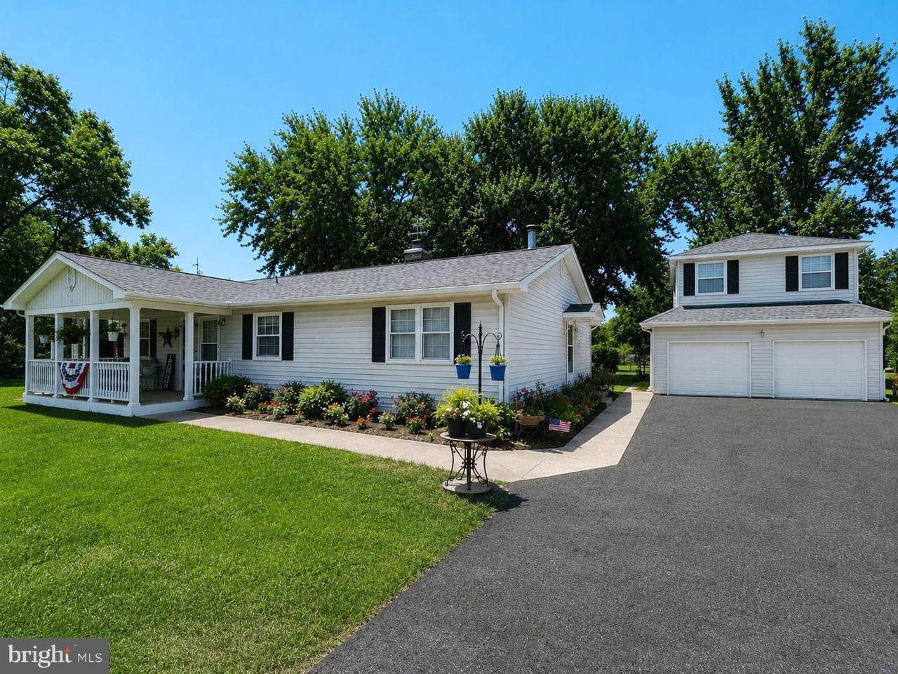 2200 Bennett Point Road - Photo 1