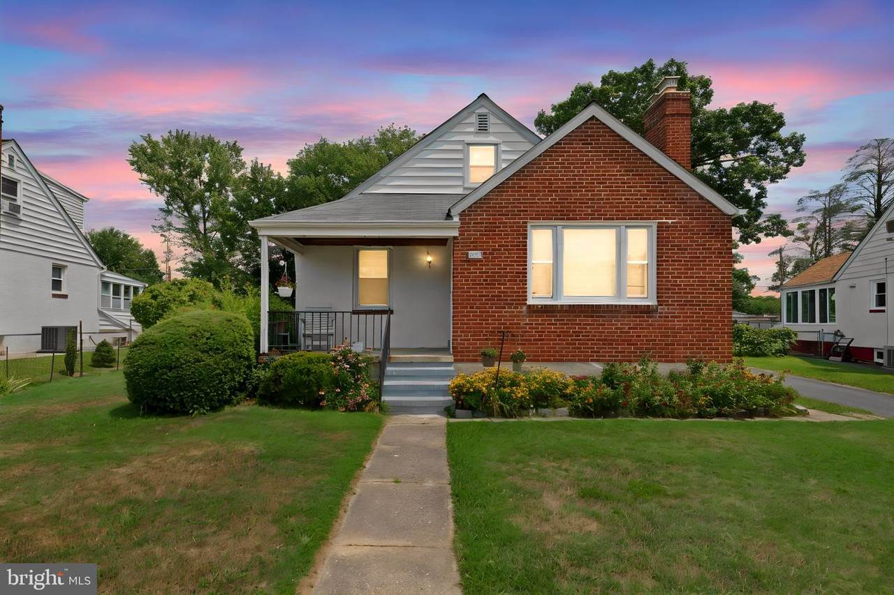 8907 Carlisle Avenue - Photo 1