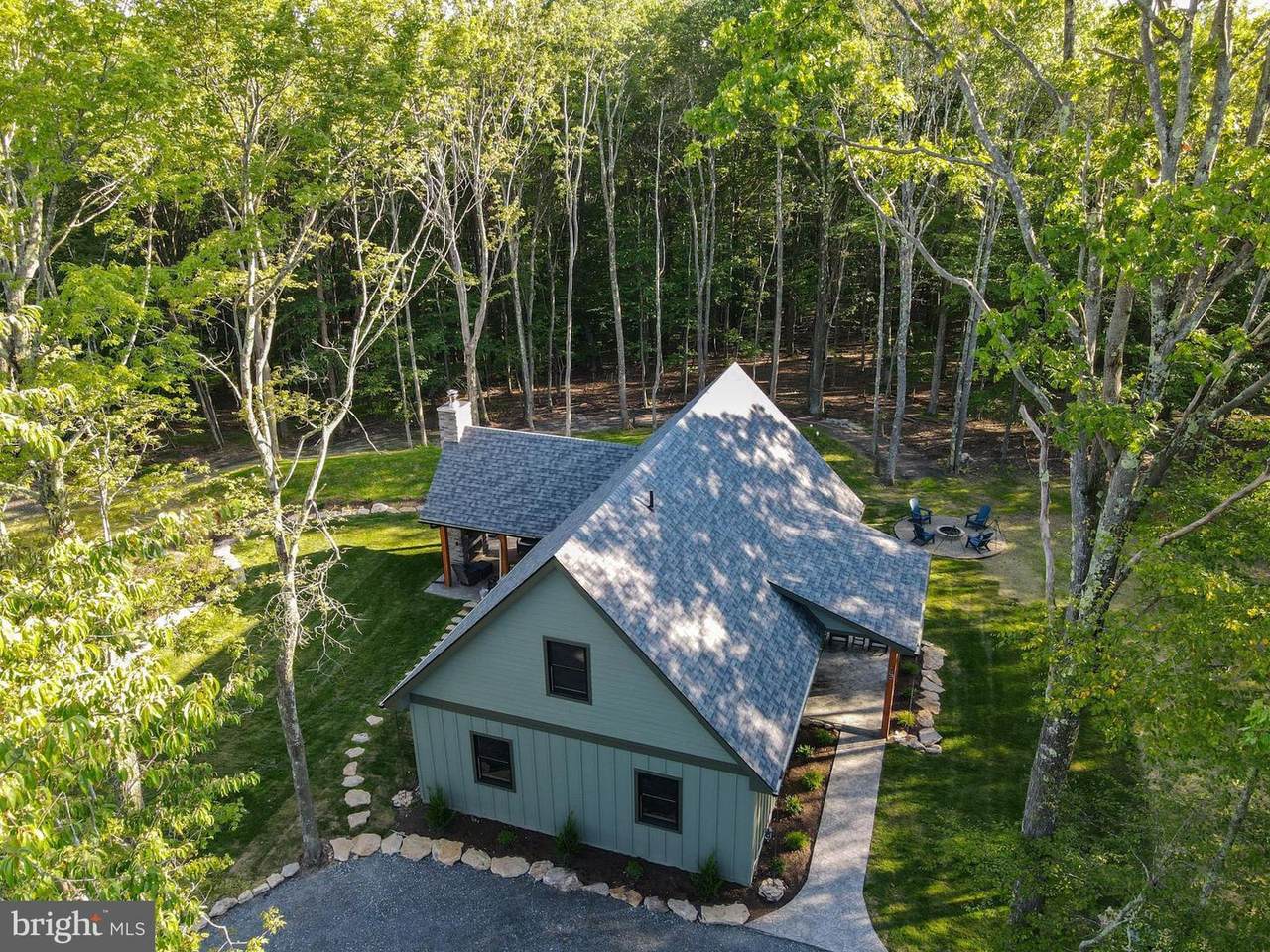 15 Byran Dr - Photo 1