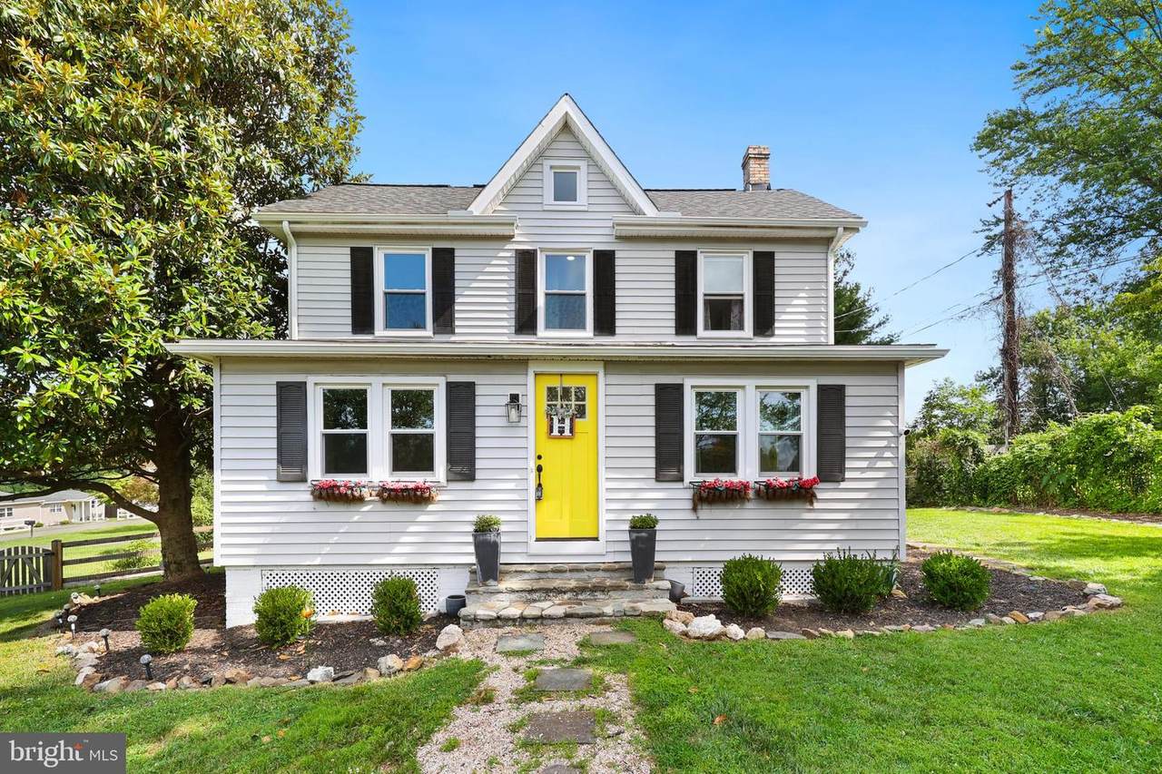 411 A Street - Photo 1