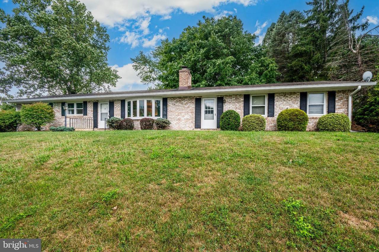 659 Geneva Drive - Photo 1