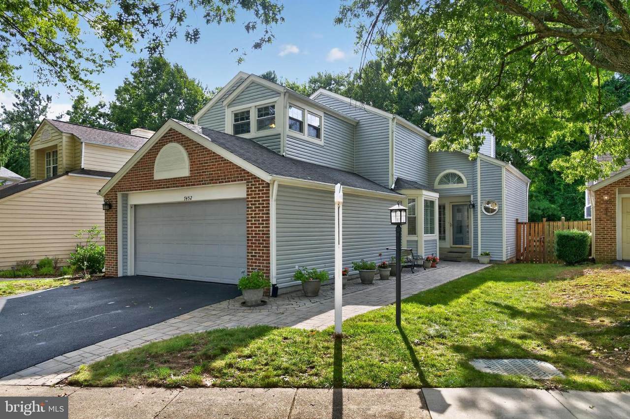 7452 Cross Gate Lane - Photo 1