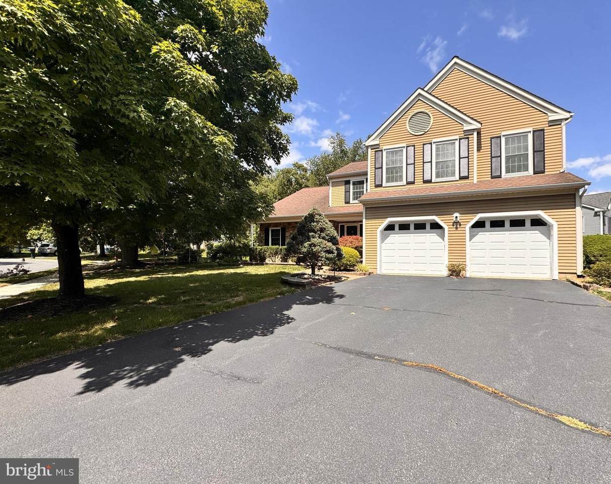 2 Monroe Court - Photo 1