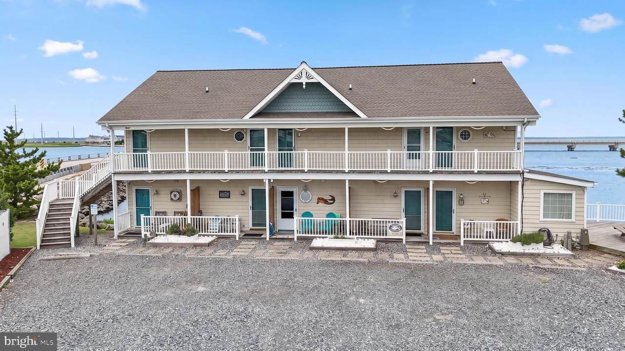 6206 Marsh Island Drive - Photo 1