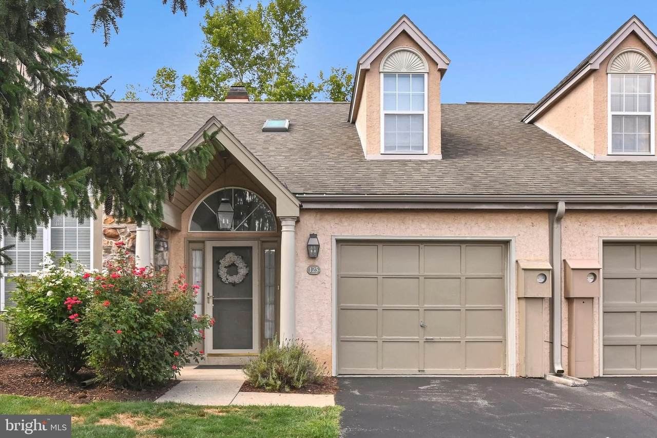 125 Greenview Drive - Photo 1