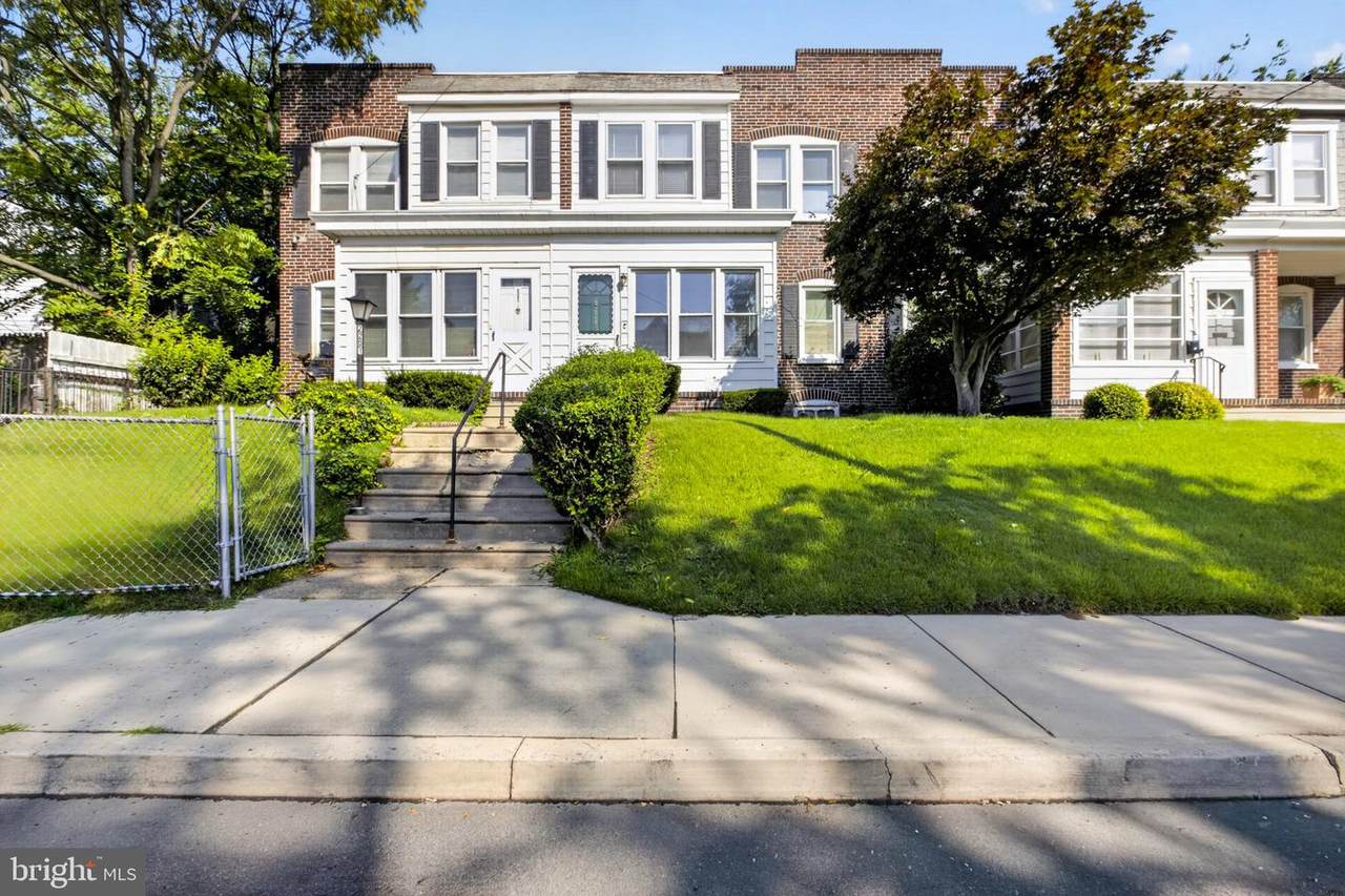 2203 Spruce Street - Photo 1