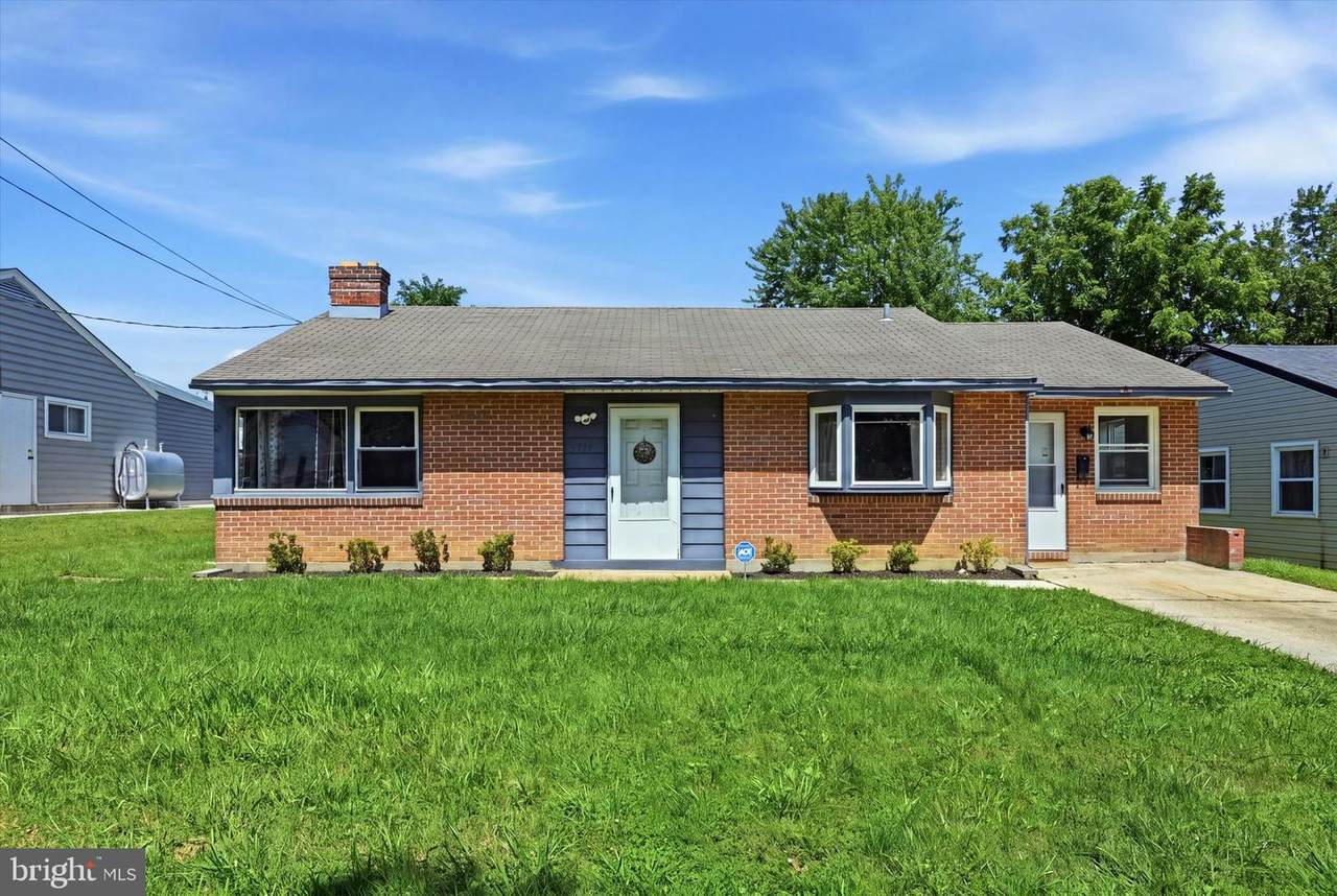 2710 Washington Avenue - Photo 1