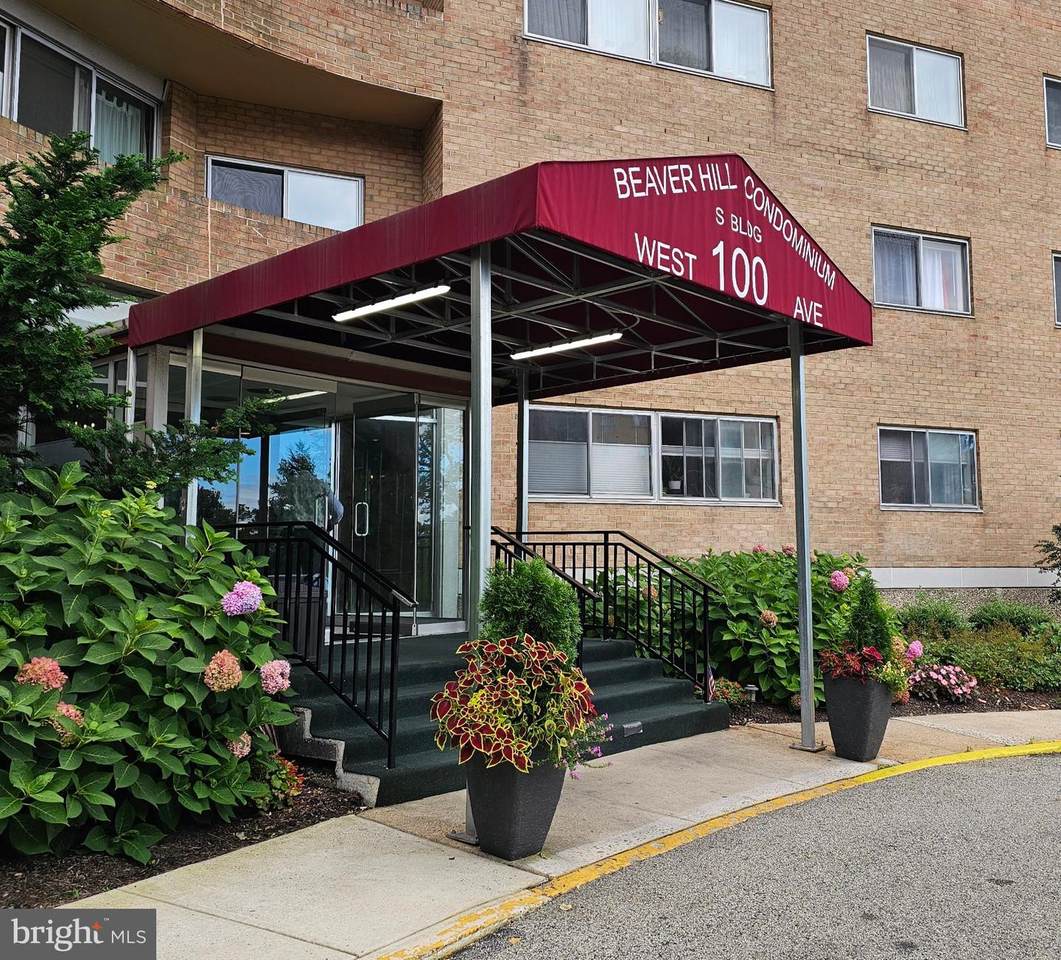 100 West Avenue - Photo 1