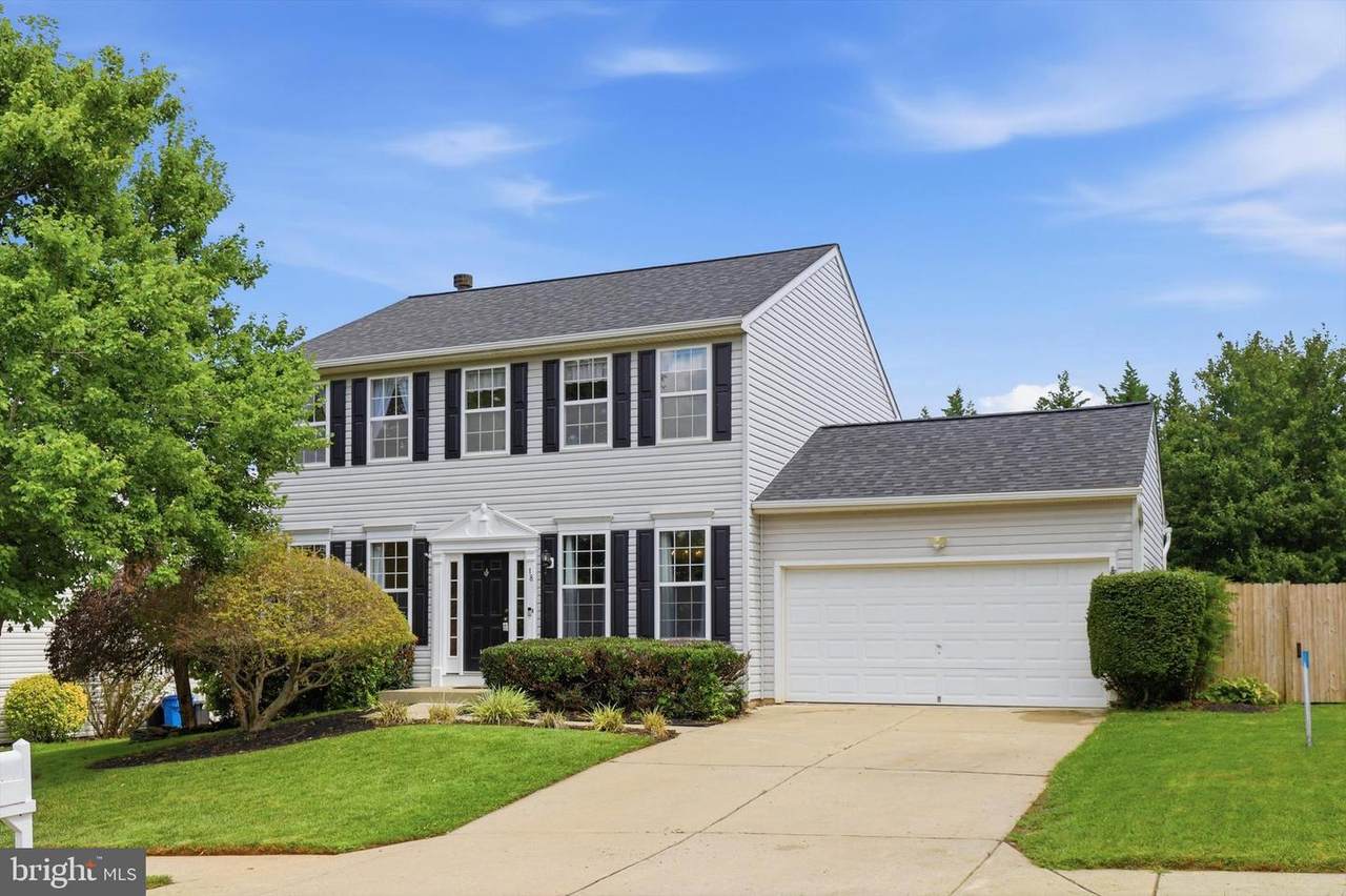 18 Bowie Mill Avenue - Photo 1