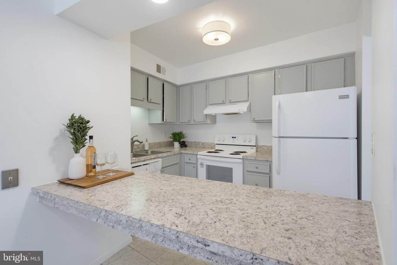 5820 Royal Ridge Drive - Photo 1