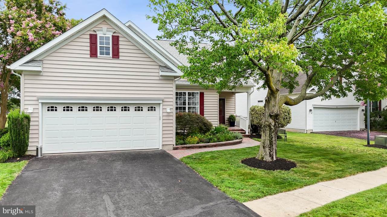 8 Wauwinet Court - Photo 1