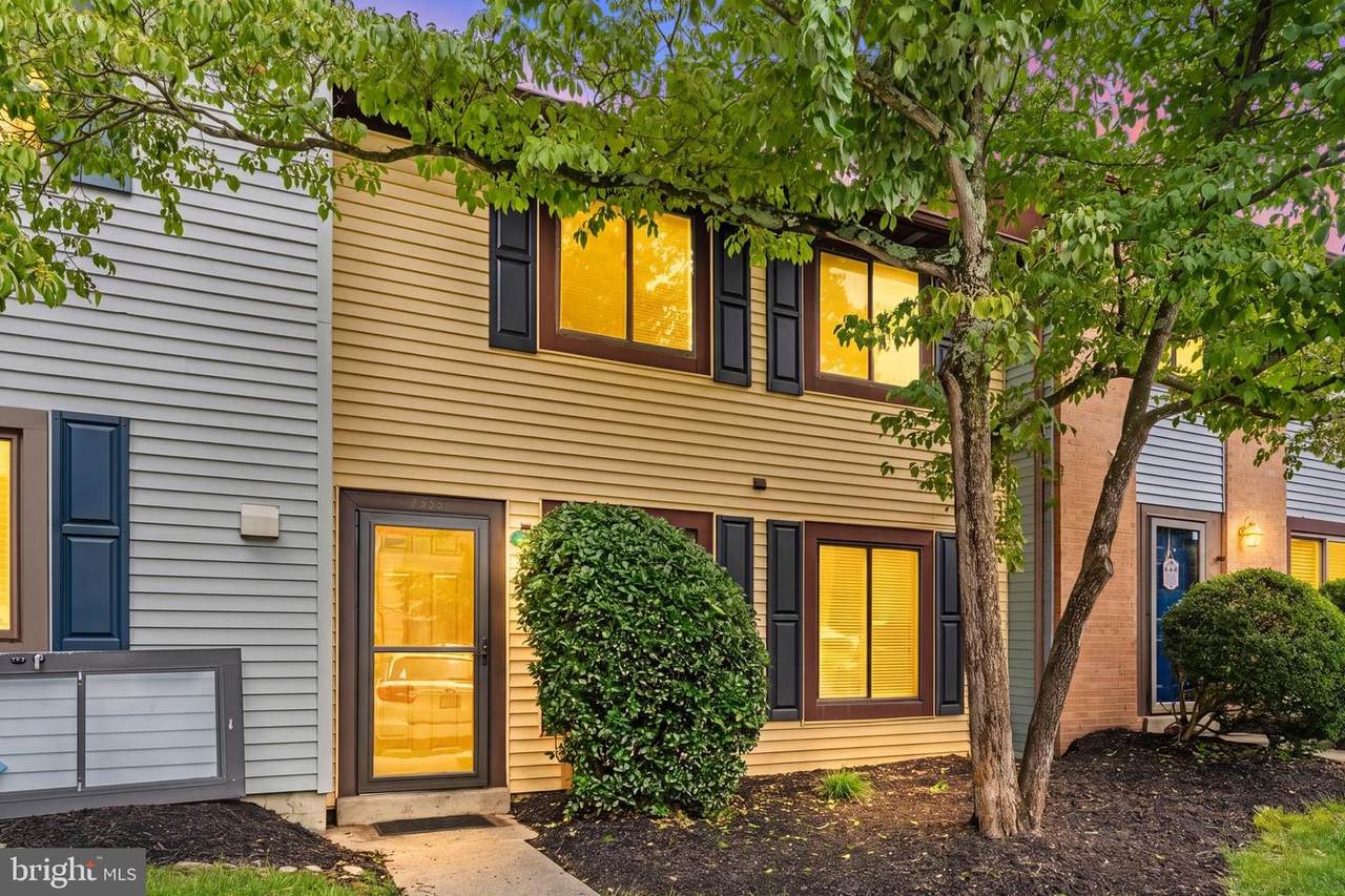 2555 Fox Ridge Court - Photo 1