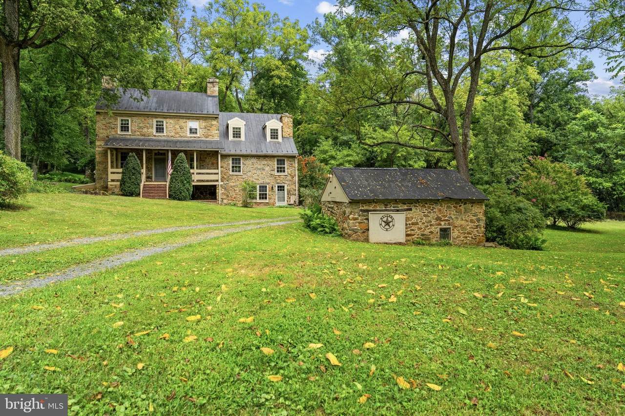 39902 Thomas Mill Road - Photo 1