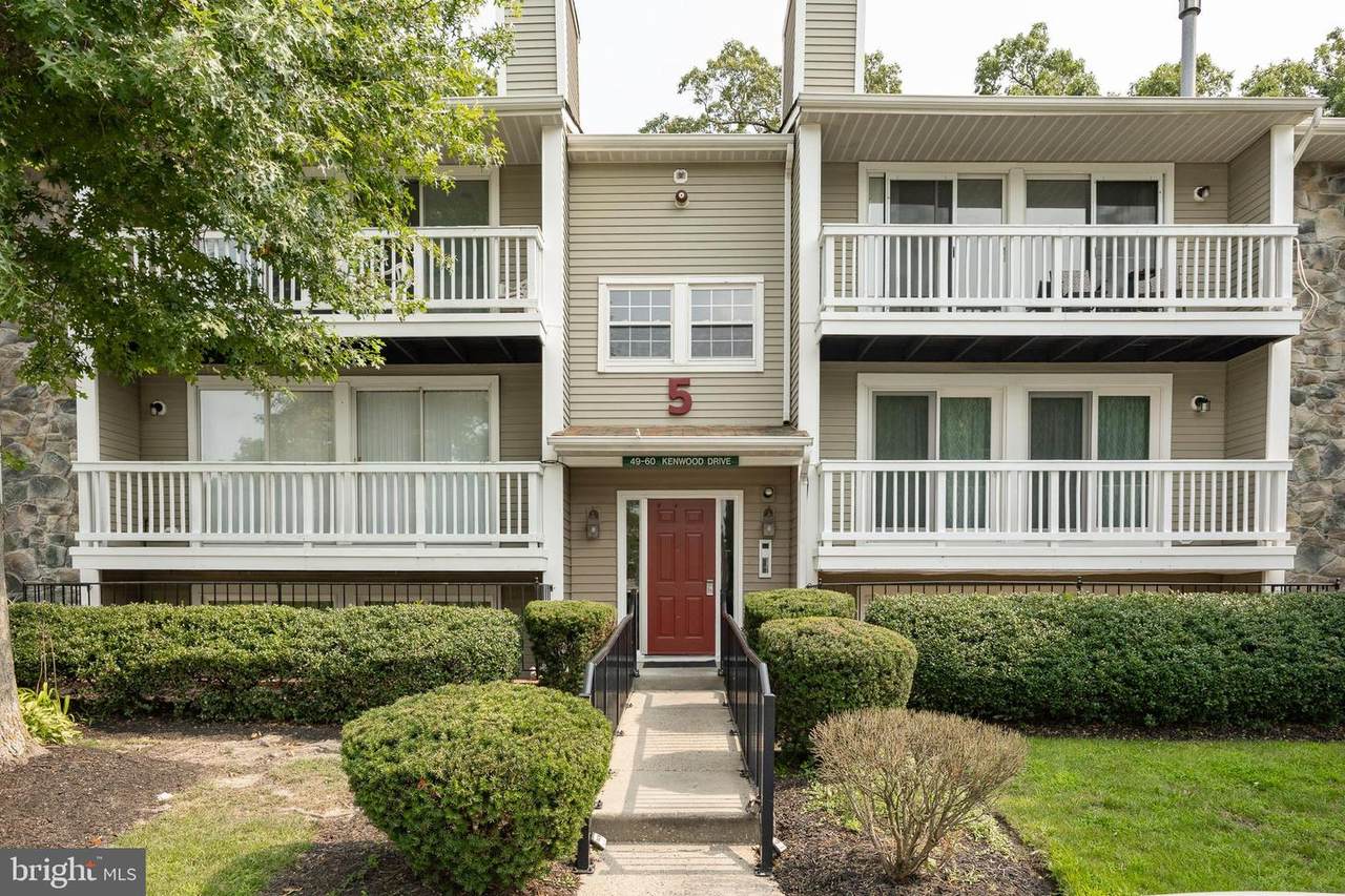 53 Kenwood Drive - Photo 1