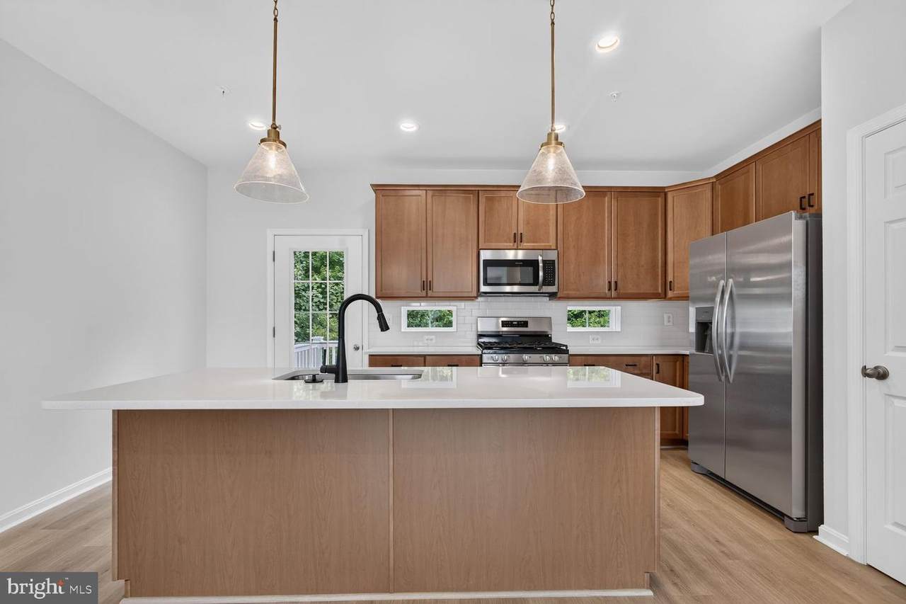 363 Tumblers Way - Photo 1