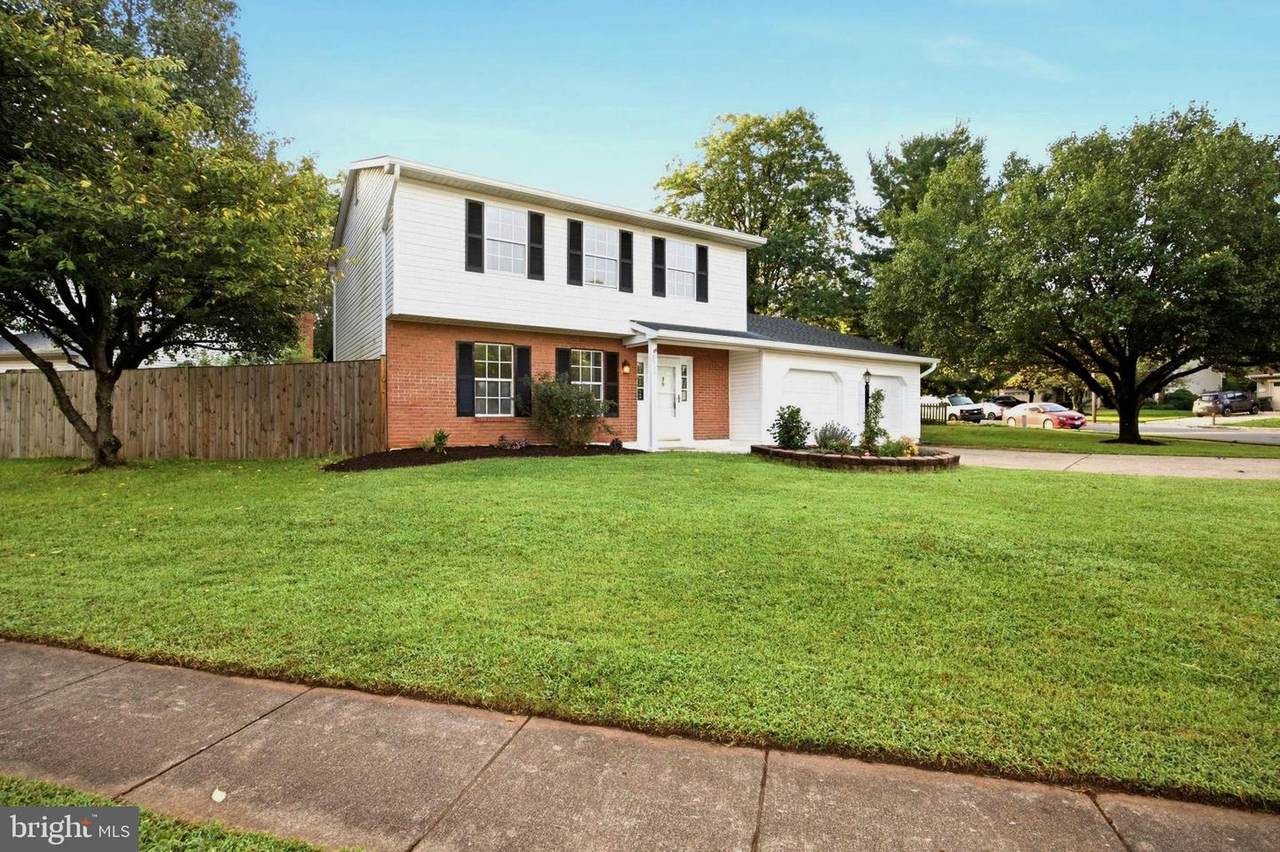 8933 Sweetbriar Street - Photo 1