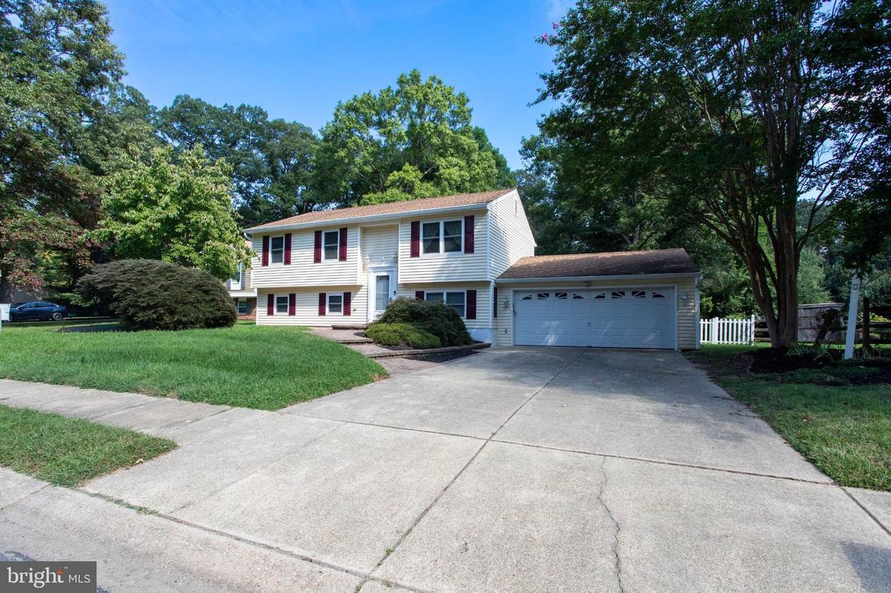 3090 Huntington Circle - Photo 1