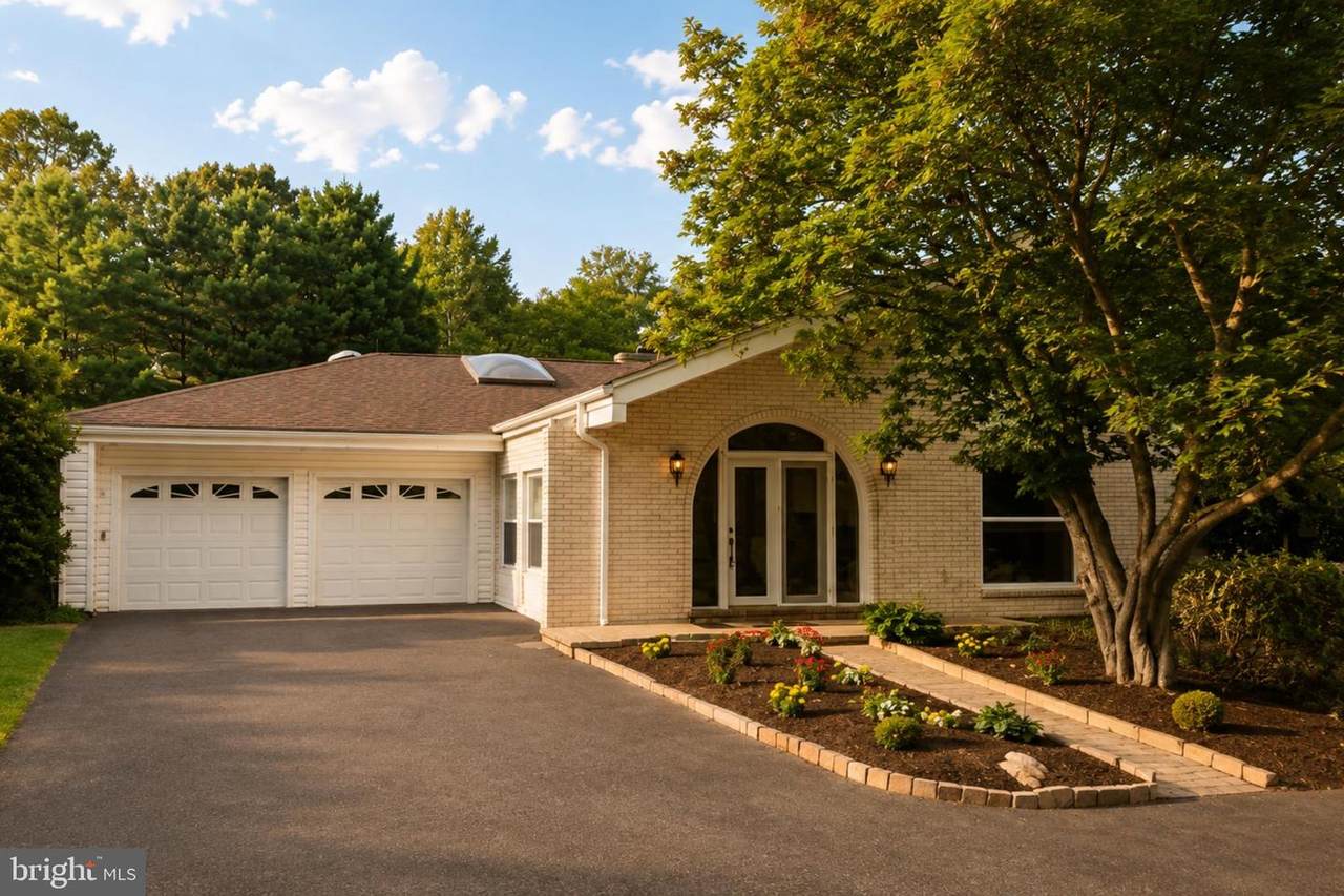 10108 Baileysburg Lane - Photo 1