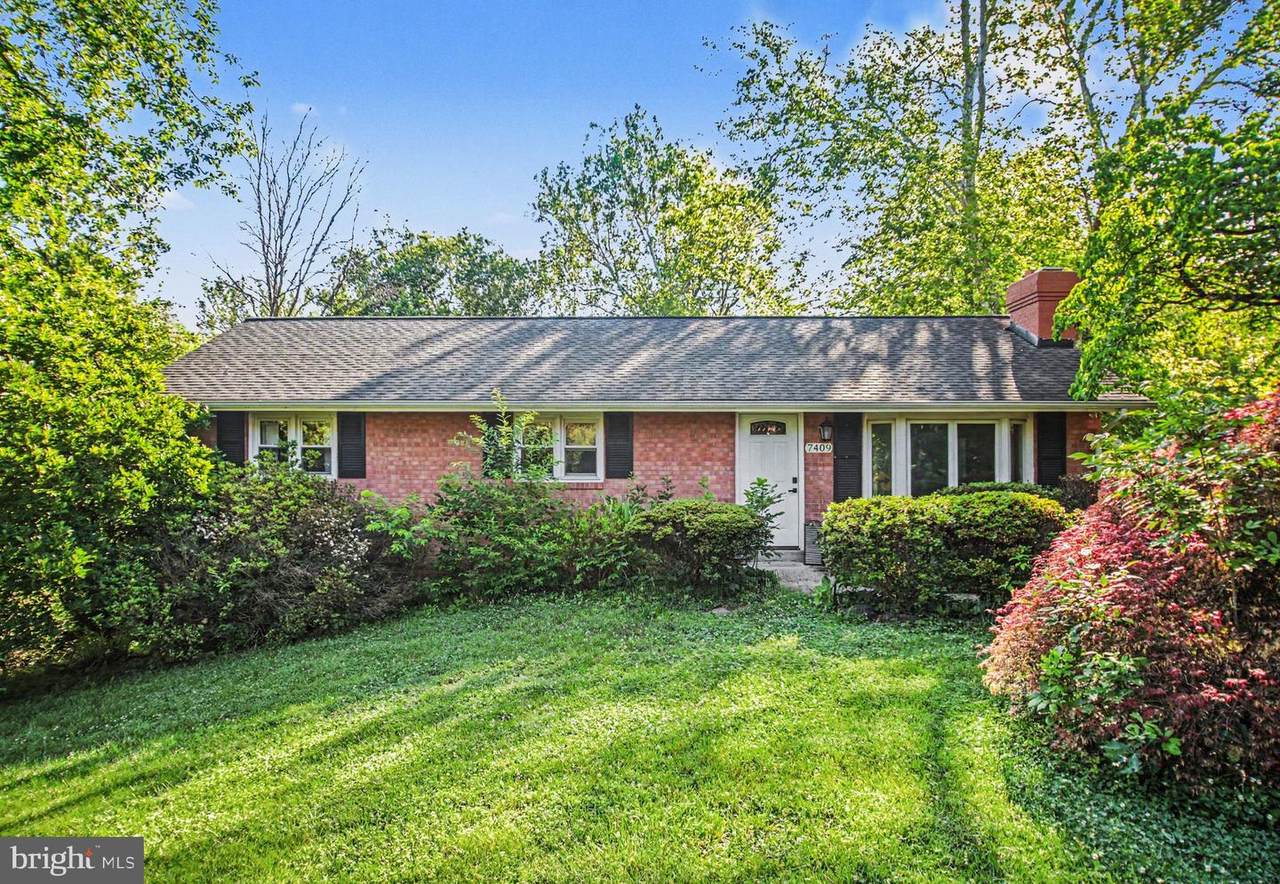 7409 Lake Drive - Photo 1
