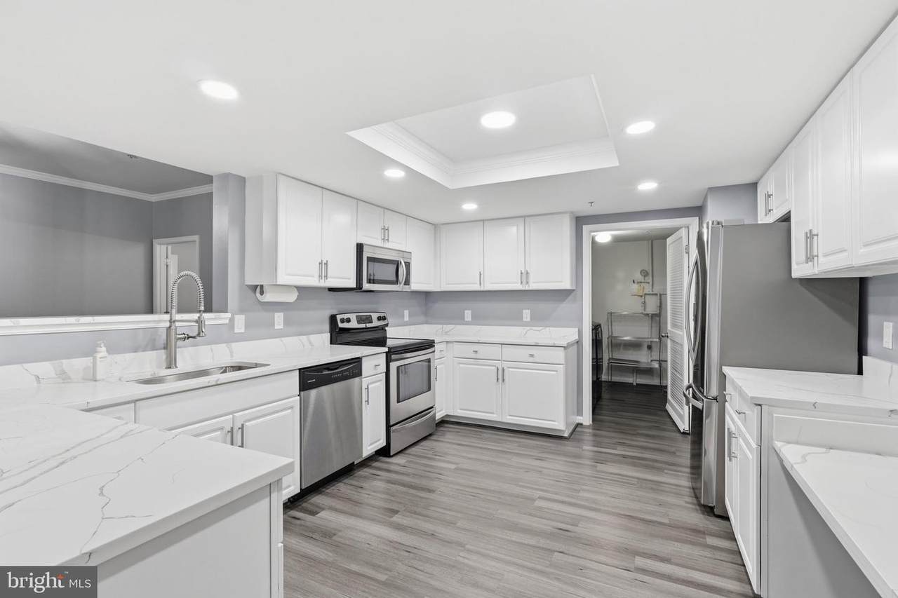 315 Overlook Drive - Photo 1