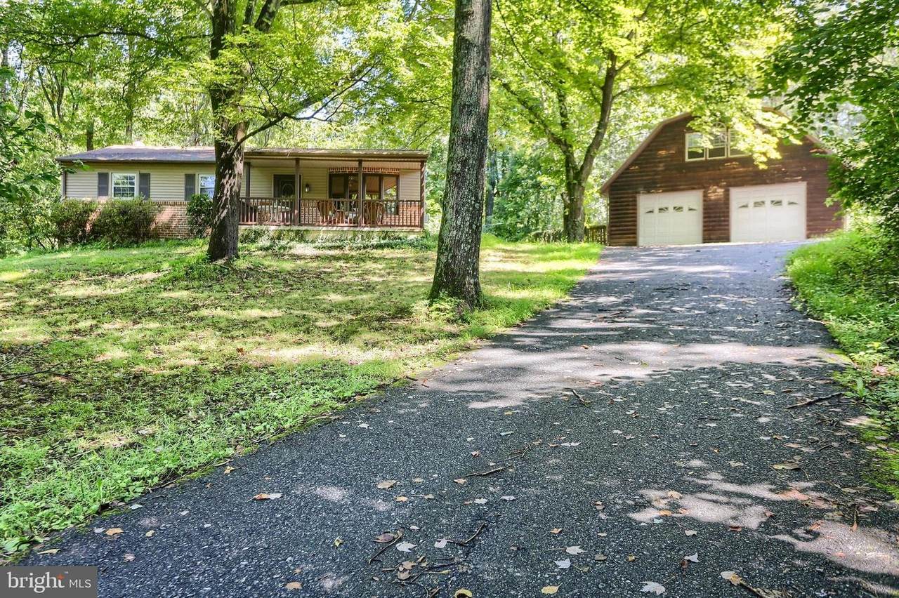 1121 Victor Lane - Photo 1