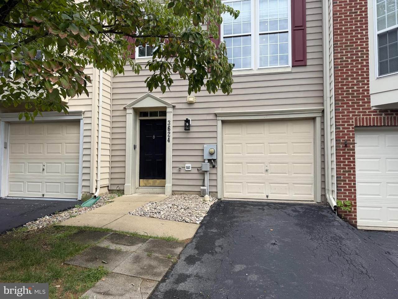 3624 Singleton Terrace - Photo 1