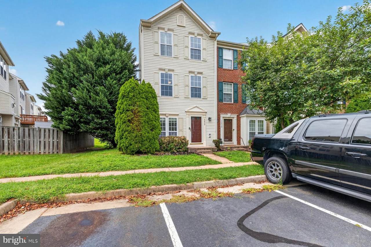 9832 Maitland Loop - Photo 1