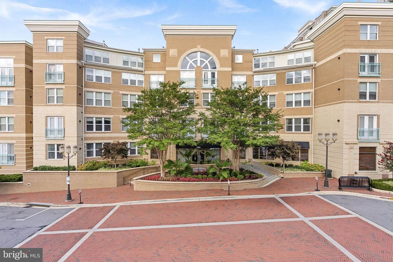 12000 Market Street - Photo 1