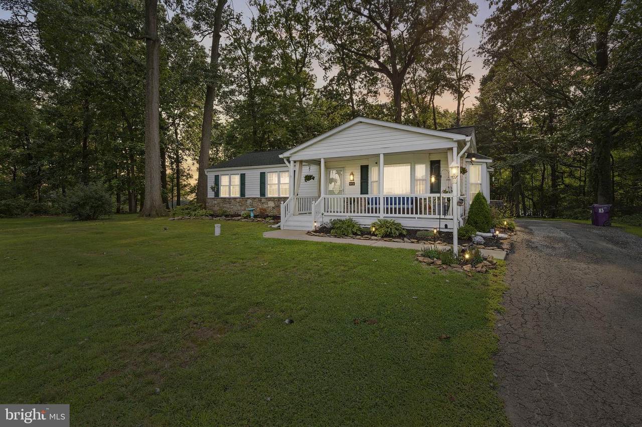 5312 Heaps Road - Photo 1